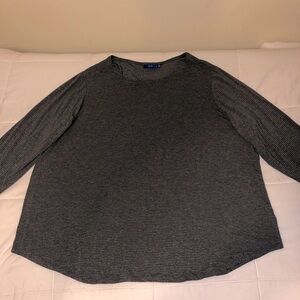 Long Sleeve 3x Top dark storm grey with shimmering silver threads